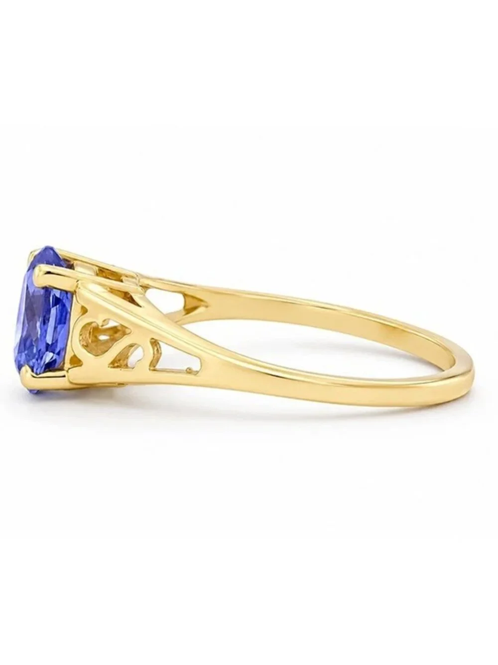 Deep Tone Lab Created Tanzanite 1.72 Carats 14k Yellow Gold Ring